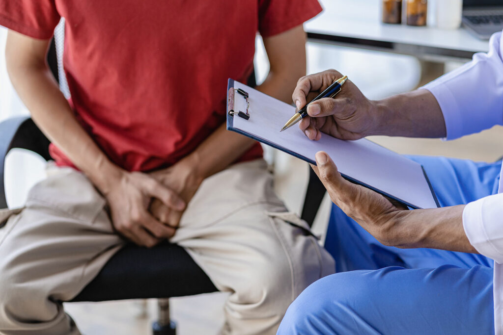 person talking with nurse during intake to suboxone rehab